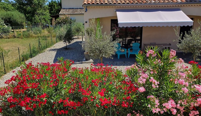 VERY NICE GITE 4 PEOPLE CENTER VALLON PONT D'ARC