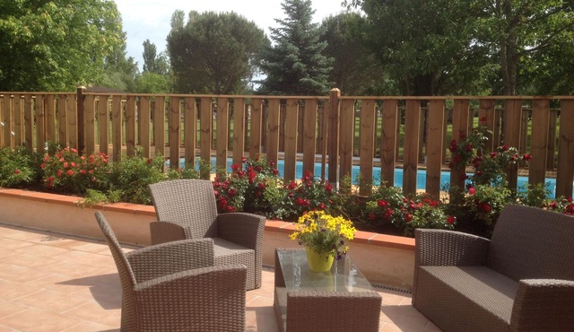 VERY NICE GITE FOR 6 TO 8 PEOPLE WITH PRIVATE SWIMMING POOL 7x3