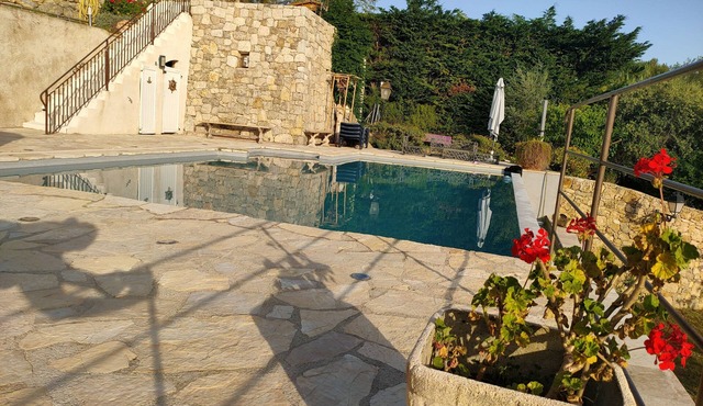 Very nice ground floor apartment in villa, Picsine, jaccuzi full kitchen