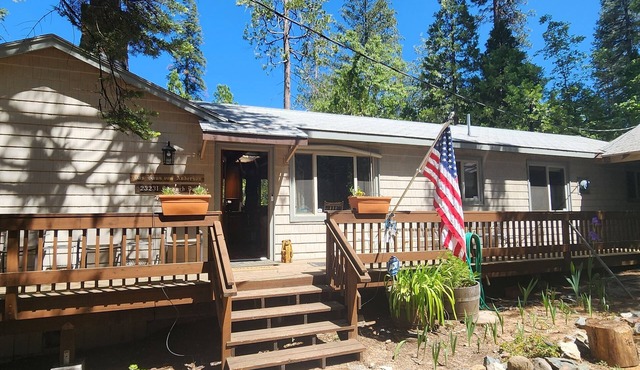 Very Nice home walking distance to downtown restaurants and activities