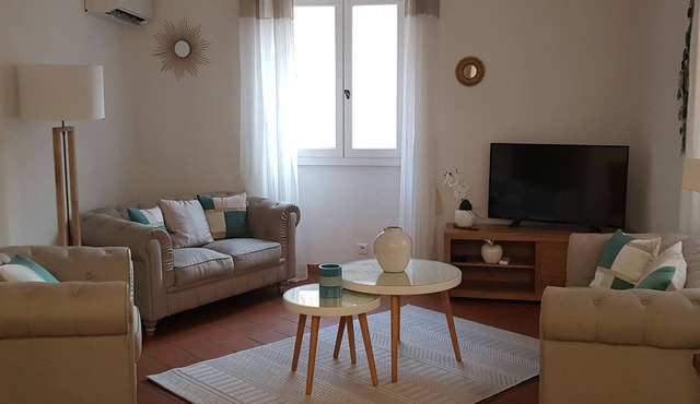 Very nice house of 120 m2 in the heart of Valbonne village for 6 people