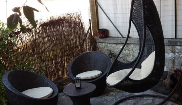 Very nice little F2 800m from the sea