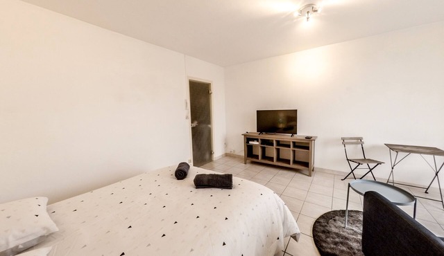 Very nice modern apartment with all the comforts