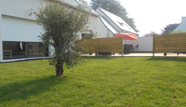 Very nice new house near beaches