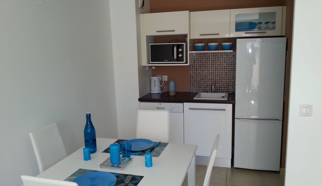 Very nice spacious and bright apartment T3 any comfort (terrace 25m2)