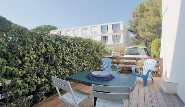 VERY NICE STUDIO WITH GARDEN CLOSE TO LA GRANDE MOTTE TOWN CENTER