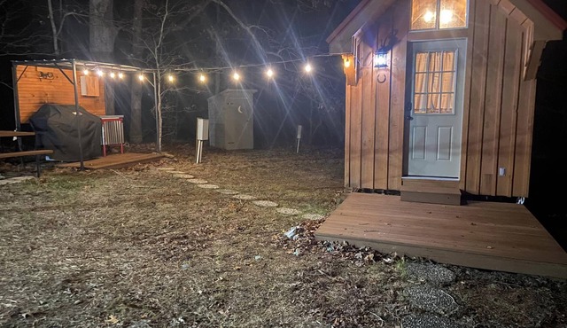 Very Private TINY CABIN Full Bath 5 STAR Clean! French Lick, IN By Patoka Lake