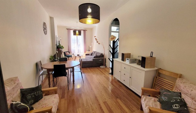Very QUIET apartment at the foot of the GARIBALDI metro