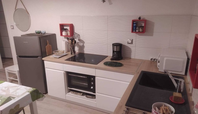 Very quiet apartment in the center of town.