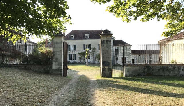 Very spacious Guesthouse near Richelieu