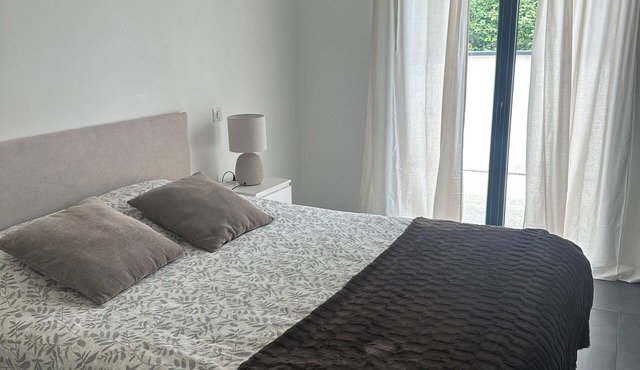 Very spacious modern house with swimming pool.