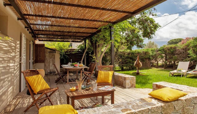 Very warm villa "Acacia" with beautiful garden - 4 to 6 people