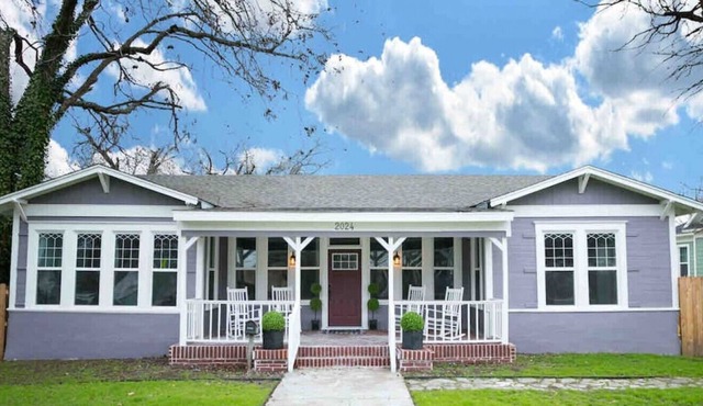 Vesper Violet House - Hot Tub - Uptown District