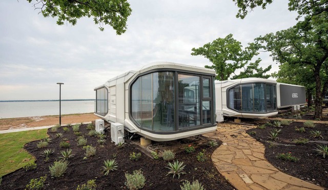 Vessel 6 - Contemporary Vessel Stay | Lake Access Smart Comforts Backyard