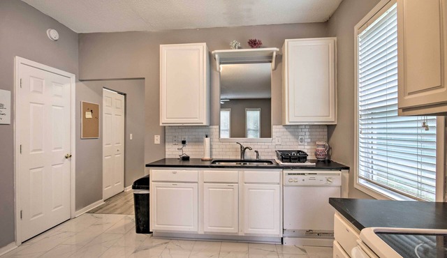 Veteran-owned Family Home Near Fort Jackson!