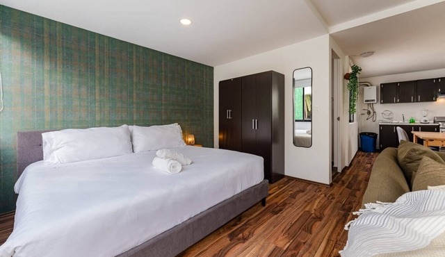 VH | Narvarte Loft | Balcony and Laundry Room | 101