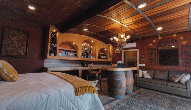 Viña Calabria Barrel Suite Deluxe King Villa Valle View