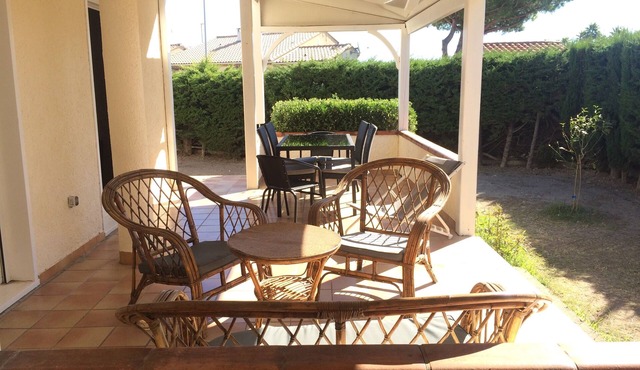 Village house of 100m2 2km from the beach Barcarès