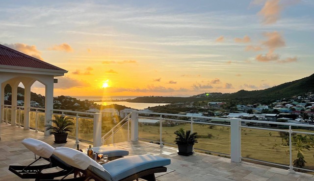 Villa Norman Cozy + Stylish Studio