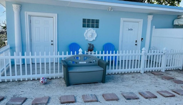 Viamarhe Cabin-Private beach, Kayak, yard games