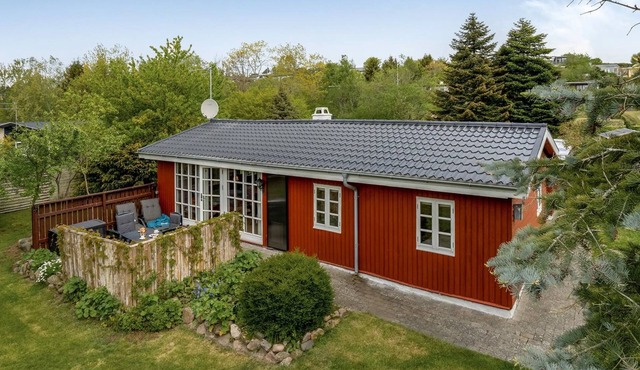 "Vian" - 200m from the sea by Interhome