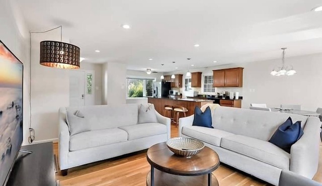 Vibrant | 4 bedroom | In heart of Tyson's Corner