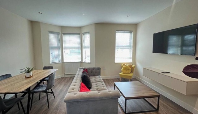 Vibrant and cozy 2bed London apartment