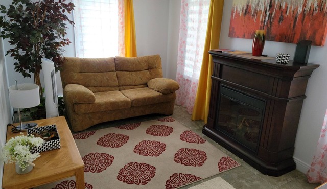 Vibrant apartment in the heart of the town