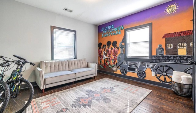 Vibrant Bungalow w/Bikes, Near Downtown & Stadium