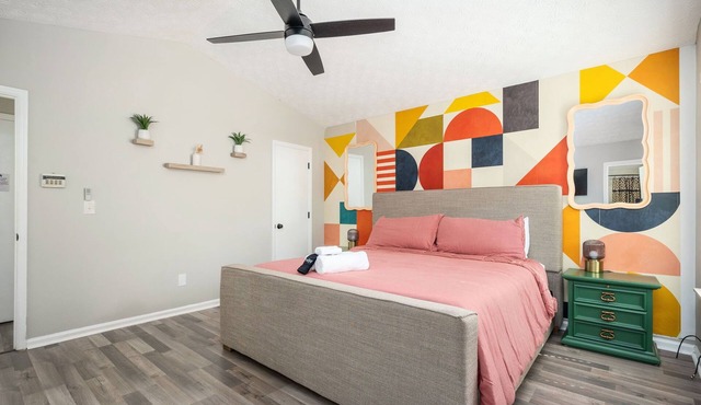 Vibrant Family Retreat~Sleeps 6~Games & Books