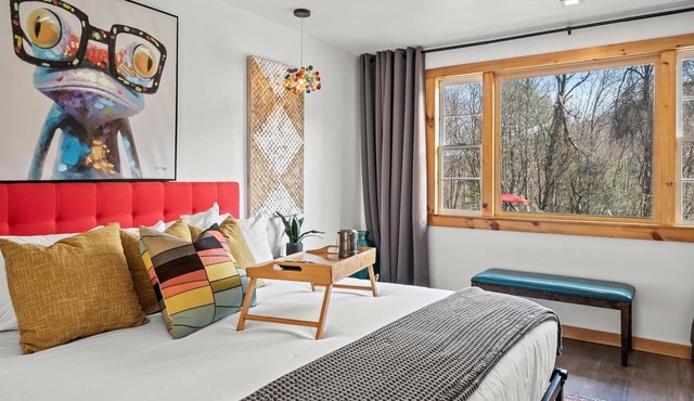 Vibrant Family Suite | Cozy, Colorful Retreat for All Ages at Green Acres