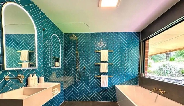 Vibrant Home on Beautiful Acreage!