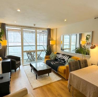 Vibrant & Inviting 1BD Flat Heart of Haggerston!