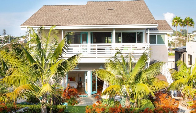 Vibrant & Spacious Endless Summer Manor