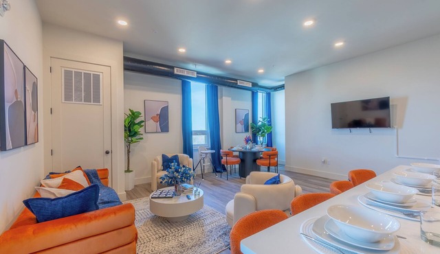 Vibrant Visit 4BR+4bath, Park 2 cars FREE, ✨10% OFF 7 days