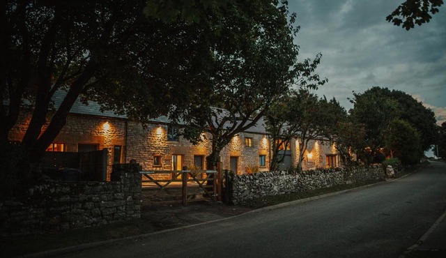 Vicarage Farm Cottages