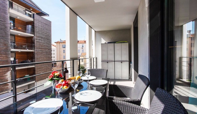 VICTOR HUGO AP4159 by RIVIERA HOLIDAY HOMES