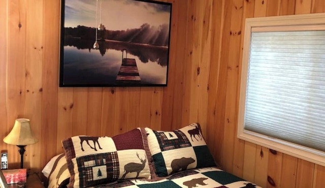 Victoria Harbour Cottages One Bedroom Chalet