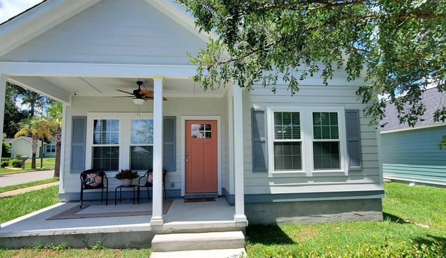 Victoria's Secret Cottage (Downtown Thomasville) New Contrusction