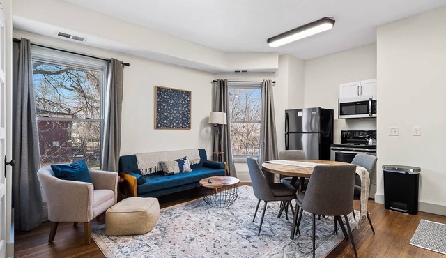 Victorian Estates | Sun Soaked 1BR | Close to CCF