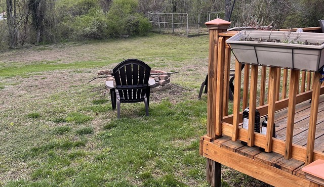 Victorian farmhouse on 1.5 acres with serene wooded privacy! Pets welcome!