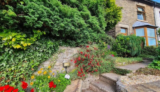 Victorian Garden Cottage Buxton