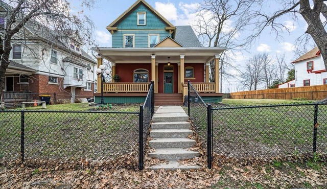 Victorian Home Filled with Charm