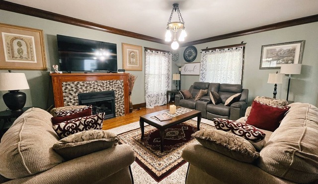 Victorian Home in Original Grandeur Downtown