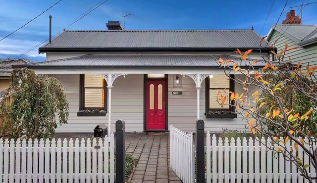 Victorian House in Middle Brighton- Arcadia