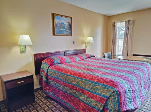 Victorian Inn Athens TX