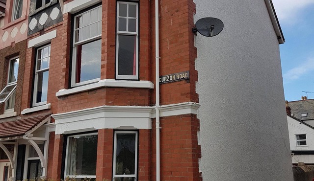 Victorian Llandudno 6bed,3rcpns.2mins to beach. Fb Craig-Y-Don holiday