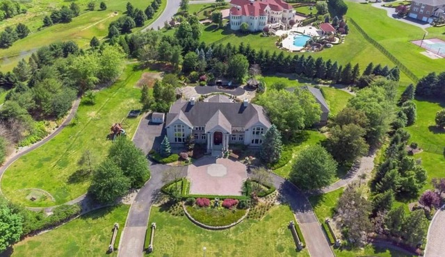 Victorian Mansion/indoor basketball,hockey court