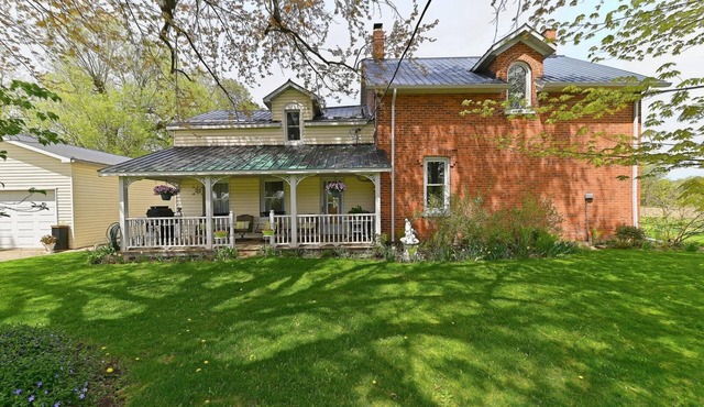 Victorian Style Farmhouse in the Quiet Countryside