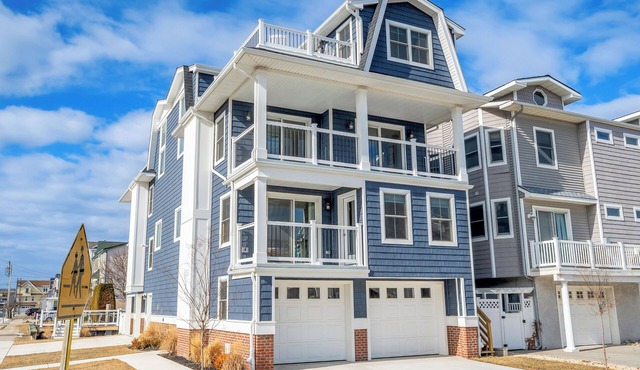 Victory Park East - Sea Isle City - 4 bedroom/3.5 bath/Elevator/Bayfront